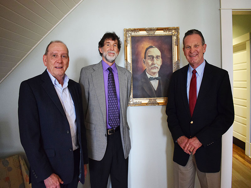 Herring Family Donates Portrait to ABAC - Abraham Baldwin Agricultural ...